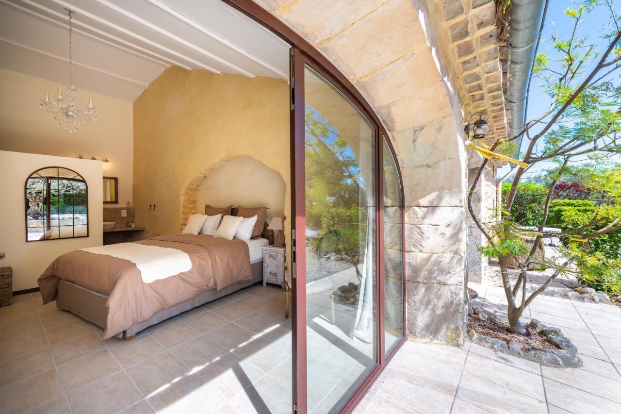 Maison D'Hotes Les Caroubiers Montségur-sur-Lauzon Exteriér fotografie